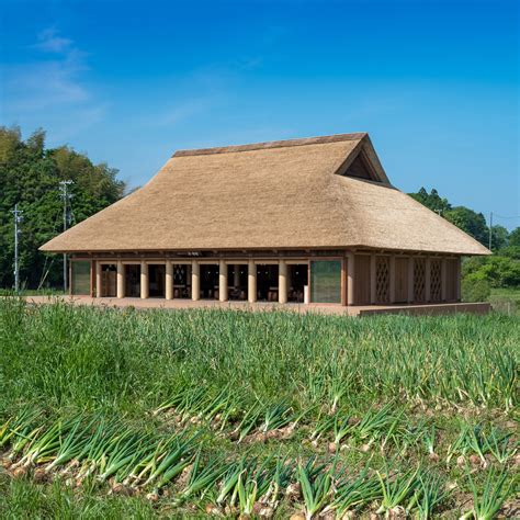 Shigeru Ban marries thatch and cardboard tubes at Farmer’s Restaurant ...