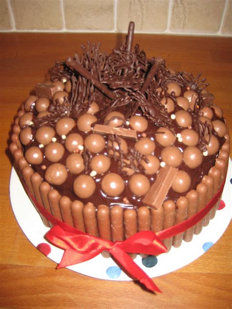 Chocolate Cake Simple Decorating Ideas - gyosil web