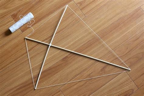 How to Make a Kite | Kites for kids, Diy kite, Kite