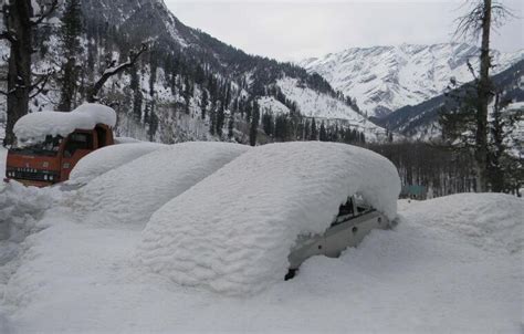 Best Season to Visit Kullu Manali-Snow Fall Season in Kullu Manali ...