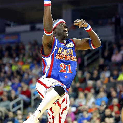 Harlem Globetrotters visit Toledo - The Blade