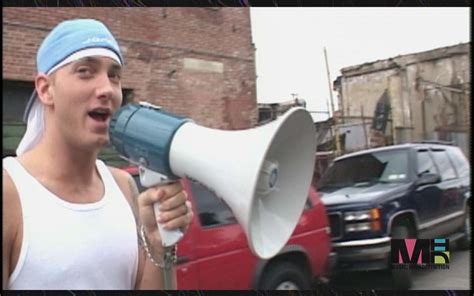 HIGH DEFINITION: Eminem - Sing For The Moment