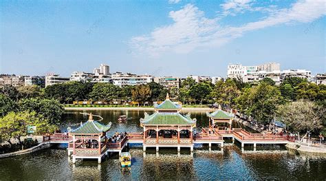 Jiuqu Bridge Zhongshan Park Shantou Guangdong Background, Guangdong, Shantou, Zhongshan Park ...