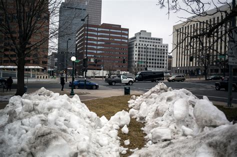 Denver weather: Thunderstorm in metro area as mountains expect more snow