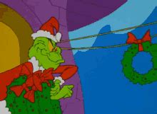 Grinch Steal Christmas Wreath GIF | GIFDB.com