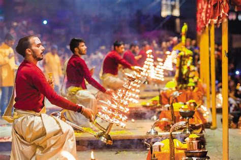 Ganga aarti in Kolkata: Varanasi Way? - TheDailyGuardian