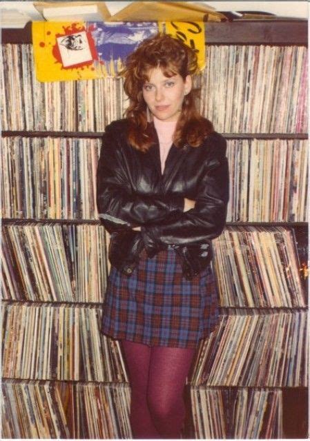 Bebe Buell digs records | Punk fashion women, 80s fashion for women 1980s outfits, Fashion