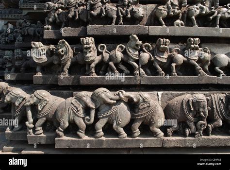 Belur Temple Stock Photos & Belur Temple Stock Images - Alamy