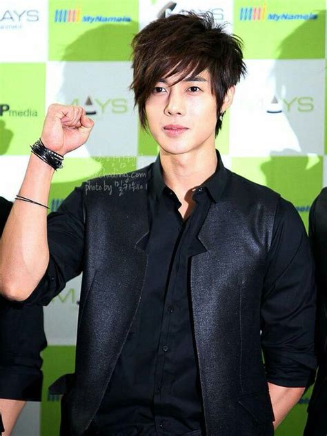 Kim Hyun Joong 김현중 ♡ SS501 ♡ Kpop ♡ Kdrama so lovely♡☆♡☆ Korean Male ...