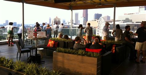 16 Rooftop Bars in Atlanta That Are Just Peachy