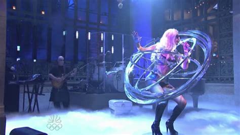 10/03/09 - Lady GaGa's "Saturday Night Live" Performance (Medley) - Lady Gaga Image (11646779 ...