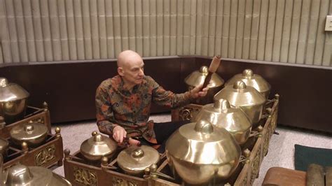 javanese gamelan kenong and kethuk demonstration - YouTube