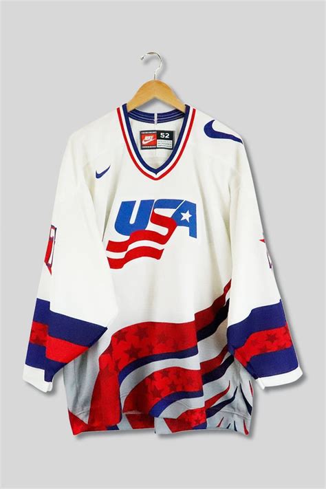 Vintage Team USA Hockey Jersey | F as in Frank Vintage | Vancouver, BC