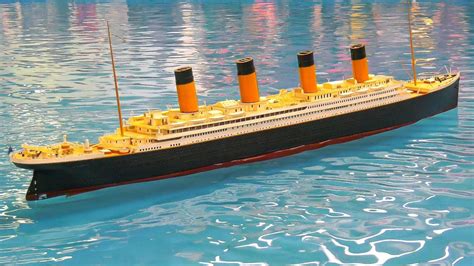 XXXL BIG RC MODEL SHIP TITANIC!! *RC POLICE SHIPS, RC SCALE MODEL BOATS, CRUISE SHIP - YouTube