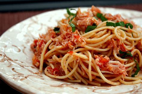 Pasta with Fresh Crabmeat, Tomato and Basil - Our Italian Table