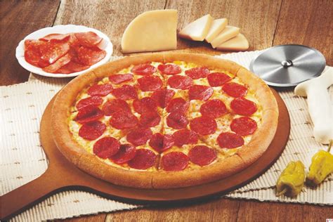 South of Metro: Papa John's Pizza Arrives in Manila