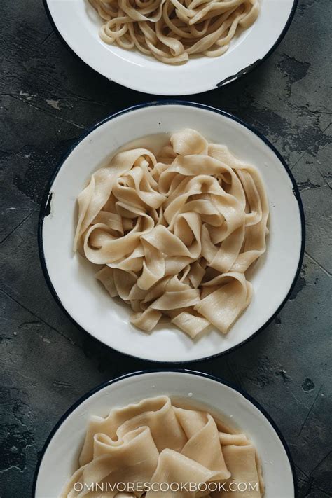 Easy Hand-Pulled Noodles - Omnivore's Cookbook