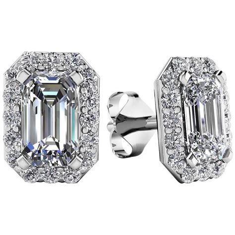 1.20 Carat Emerald Cut Diamond Earrings For Sale at 1stdibs