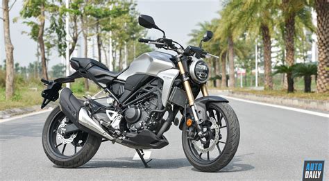 Đánh giá Honda CB300R 2019: Thiết kế đẹp, giá hợp lý