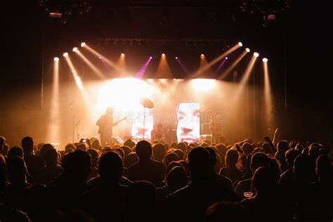 Battles Band, Performs at Apolo Editorial Image - Image of baseball ...