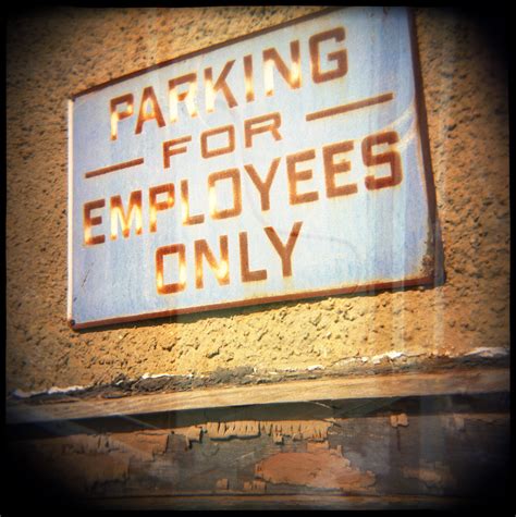 Employees | "Vignetting" example for Camera-wiki.org. Also, … | Flickr