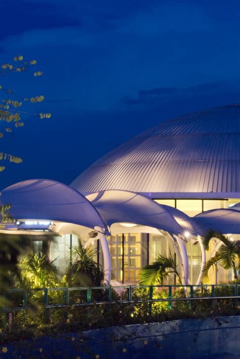 SM City North EDSA Sky Garden - Architizer