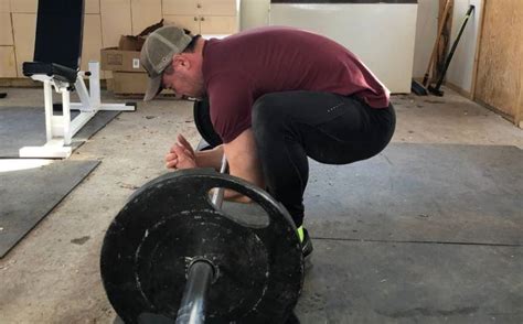 Zercher Deadlift: What Is It? How-To, Benefits, Drawbacks | PowerliftingTechnique.com