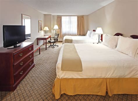 Discount Coupon for Holiday Inn Express Hotel & Suites Camden in Camden, Arkansas - Save Money!