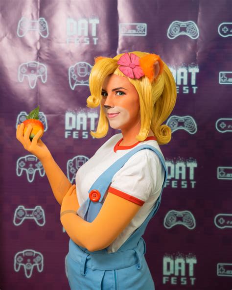 Coco Bandicoot Cosplay - Tumblr Gallery