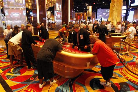 Hollywood Casino Toledo revenue slumps - The Blade