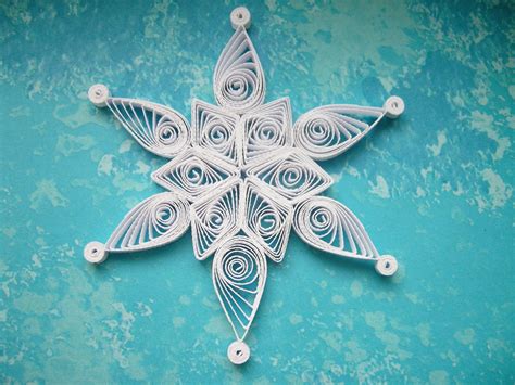 White quilled snowflake / quilling ornament / by OrnamentHouse | Quilling, Quilling designs ...