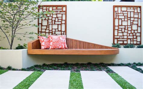 How To Beautify Your House – Outdoor Wall Décor Ideas