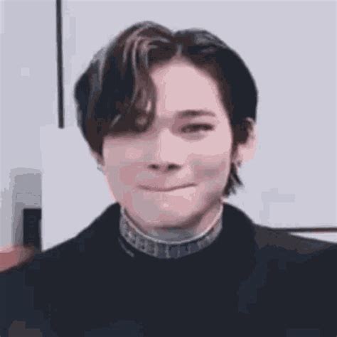 Niki Enhypen Niki Meme GIF - Niki Enhypen Niki Meme Kpop Meme - Discover & Share GIFs