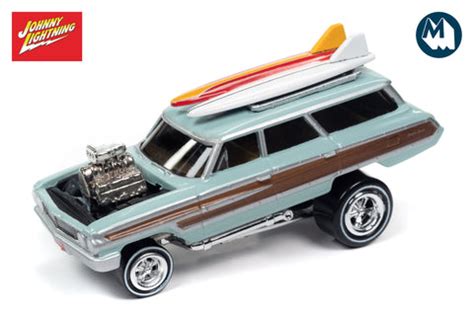 1964 Ford Country Squire / Zingers (Light Blue, Wood Paneling w/Surfbo – Modelmatic