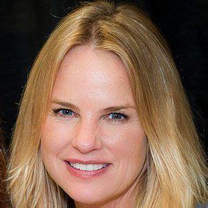 Jennifer Runyon - Age, Family, Bio | Famous Birthdays