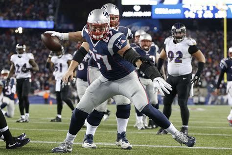 Rob Gronkowski Party Bus: Get Hyped - Pats Pulpit