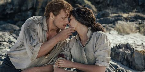 Outlander: 25 Things About Jamie And Claire's Relationship That Make No Sense