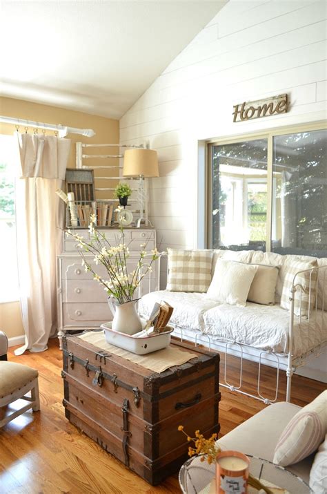 For the Love of All Things Farmhouse - Re-Fabbed