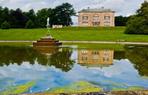 Sledmere House - History, Travel, and accommodation information