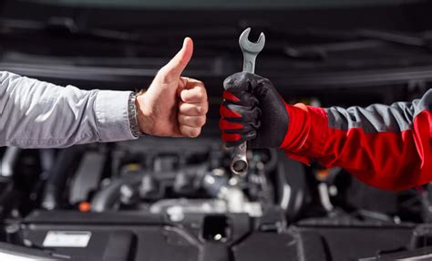 3 Best Mechanic Etiquette Tips | Automotive School