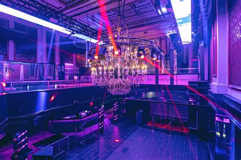 Stunning new nightclub opens in Hamilton | CEKAN