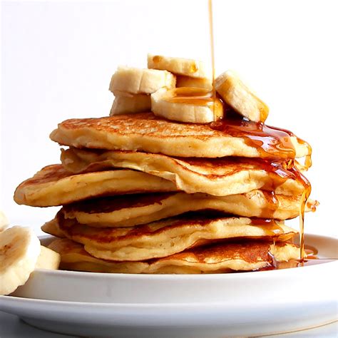 Fluffy Banana Pancakes (sugar-free) » Little Vienna