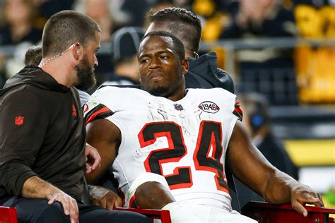 Troubling Details Emerge From Nick Chubb's Knee Injury - The Spun