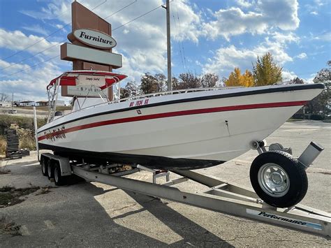 1988 Center Console Chris Craft 32 ft — PDQ Marine sales, Lake Ozark MO