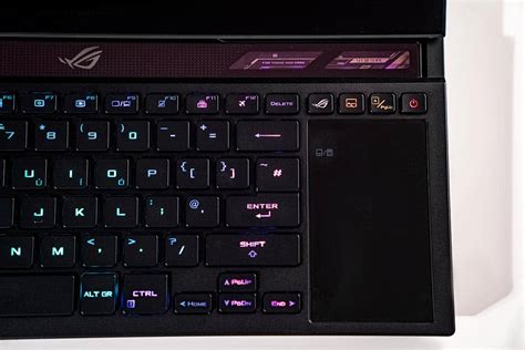 ASUS ROG Zephyrus Duo 16 (2022) review