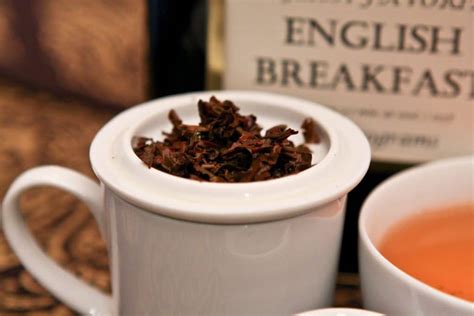 Everything You Need to Know about Drinking Black Tea - Tea Breakfast