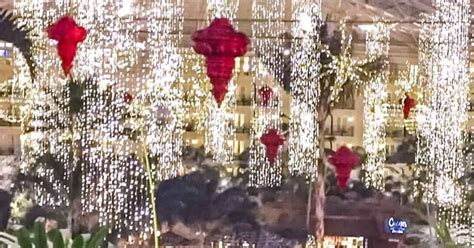 Opryland Hotel Christmas at Gaylord Resort in Nashville (2023)