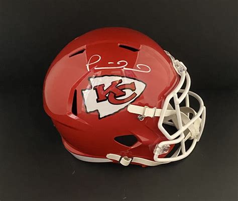 A Patrick Mahomes Speed Authentic Full Sized Helmet Beckett COA – Prographs