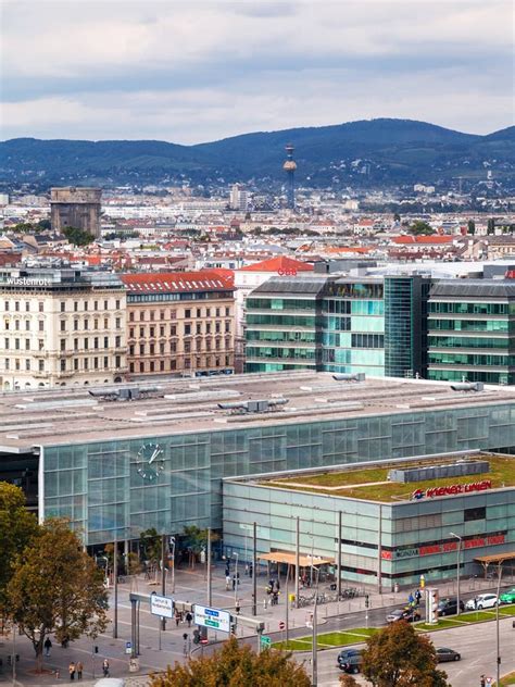 Vienna railway station editorial photo. Image of wien - 21186726