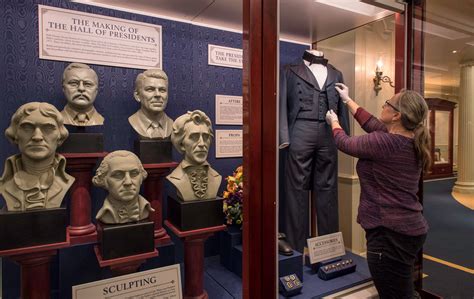 The Hall of Presidents Reopens at the Walt Disney World Resort After ...